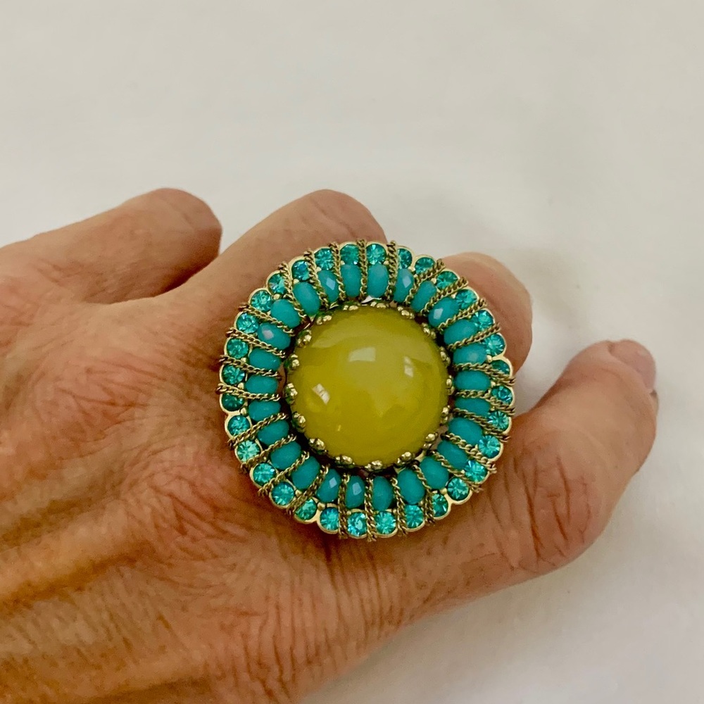 Statement ring NEW